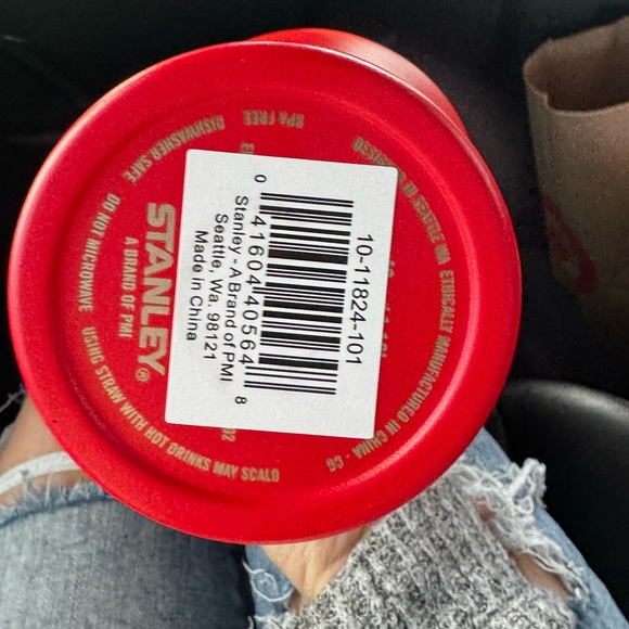 Limited Addition Valentine’s Day Stanley 40oz - Picture 2 of 2